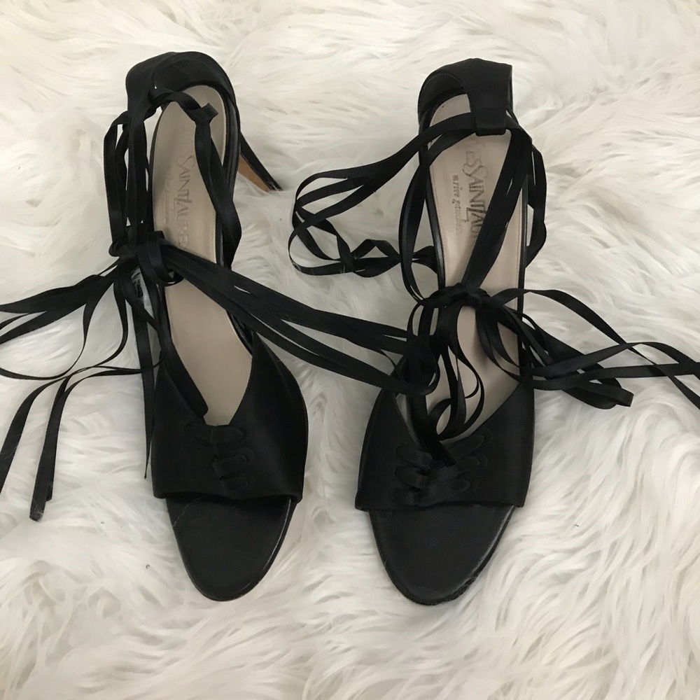 ❌❌SOLD❌❌Yves Saint Laurent ribbon ankle tie shoes - Picture 2 of 6
